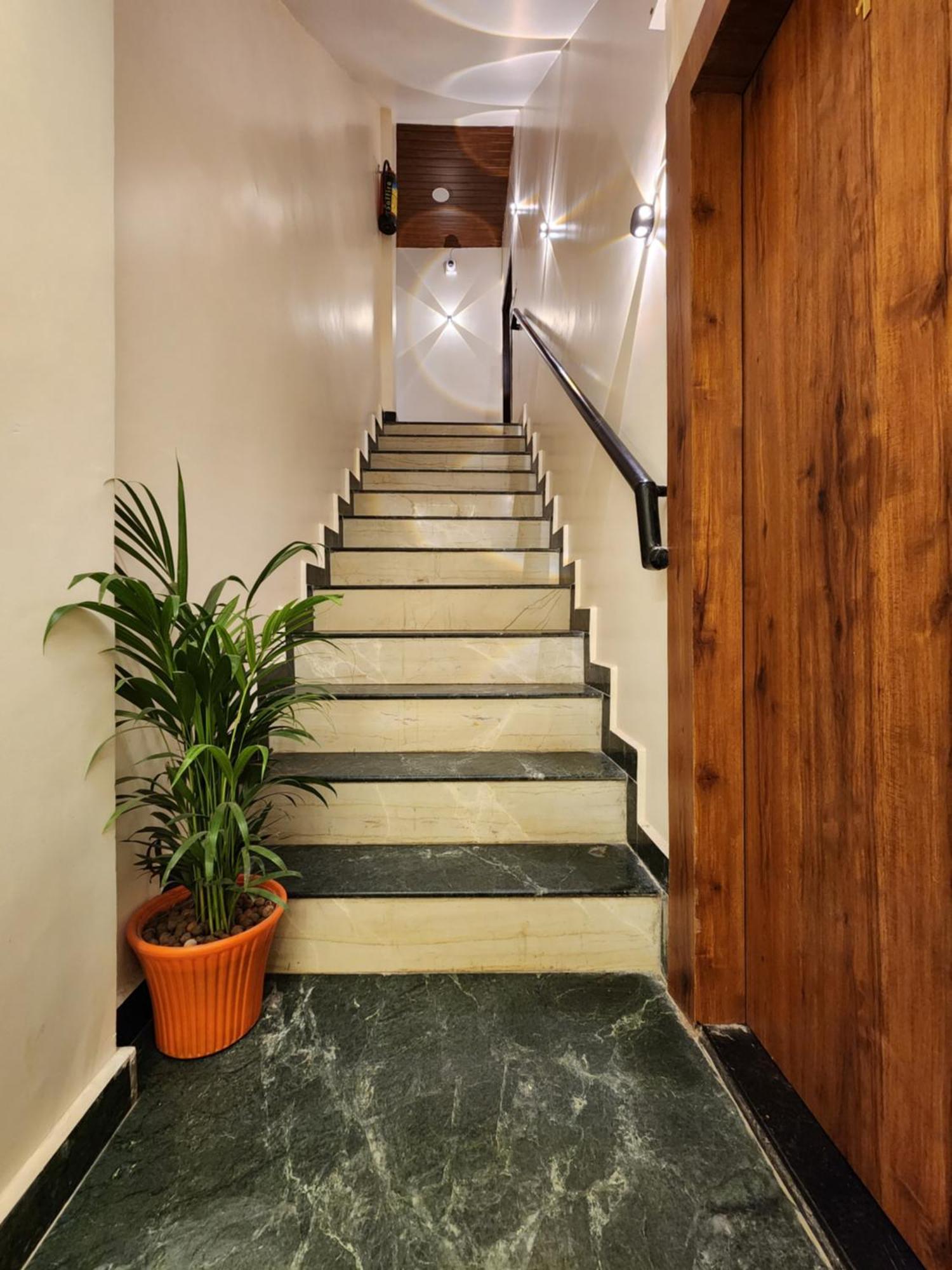 Hotel Anantshree ウッジャイン エクステリア 写真