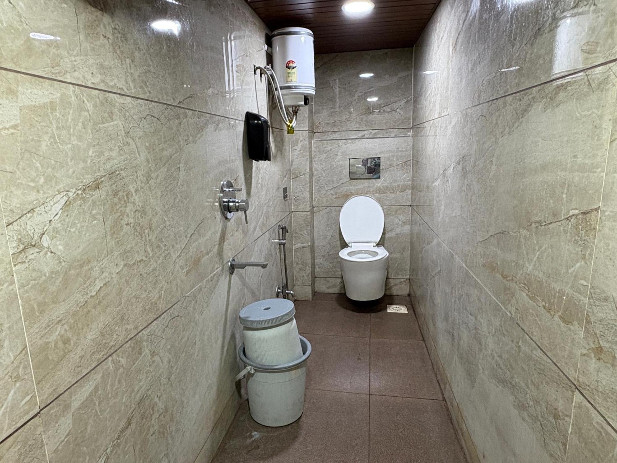 Hotel Anantshree ウッジャイン エクステリア 写真