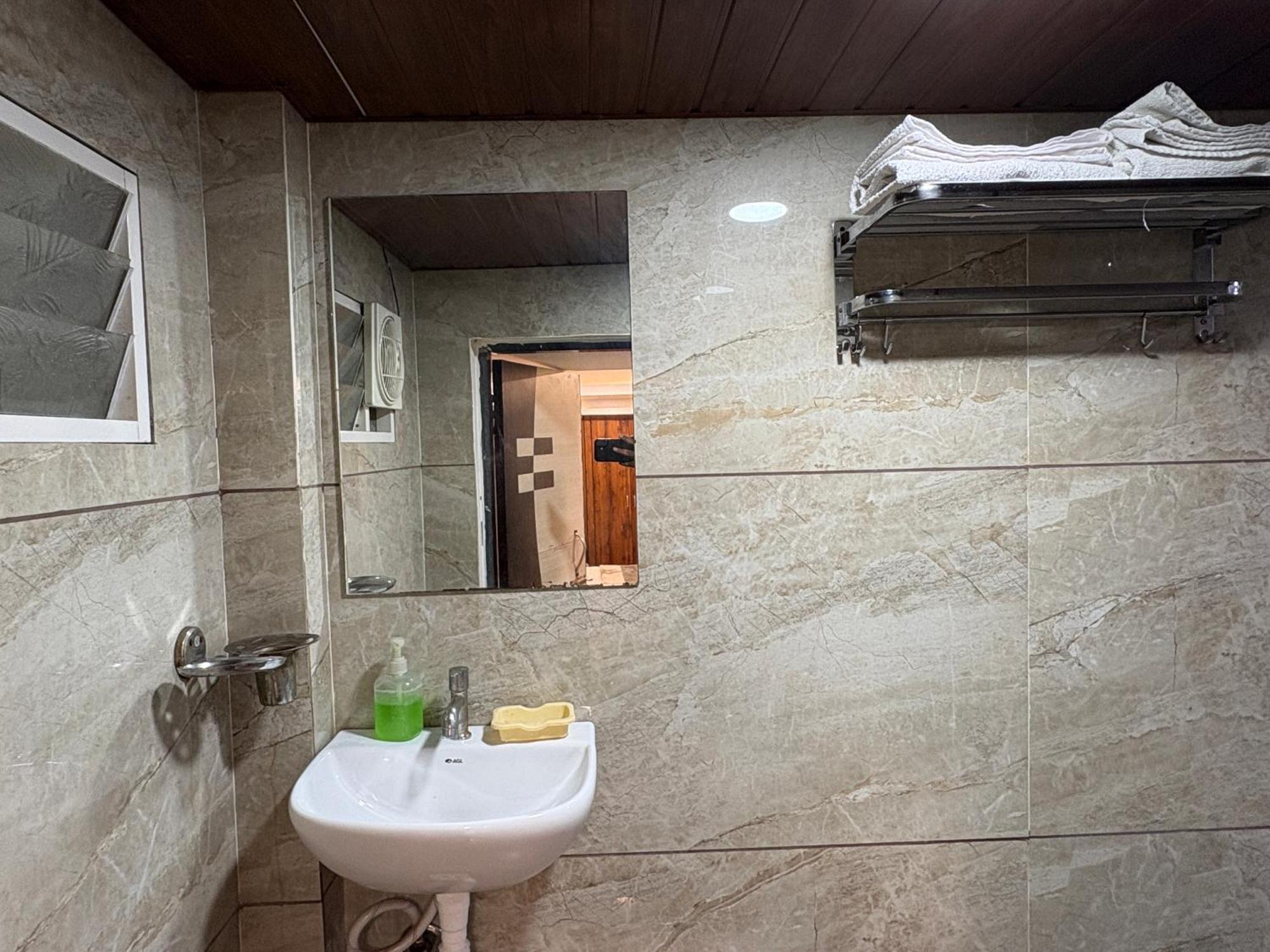 Hotel Anantshree ウッジャイン エクステリア 写真